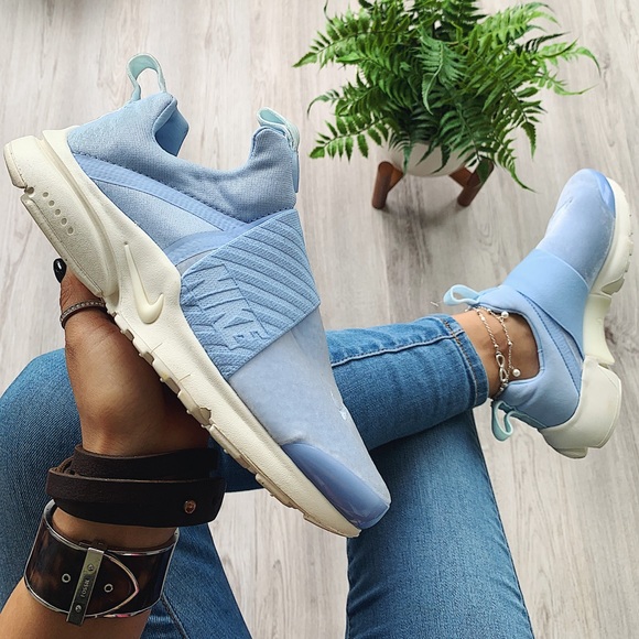 Nike Shoes - Nike presto extreme sneakers